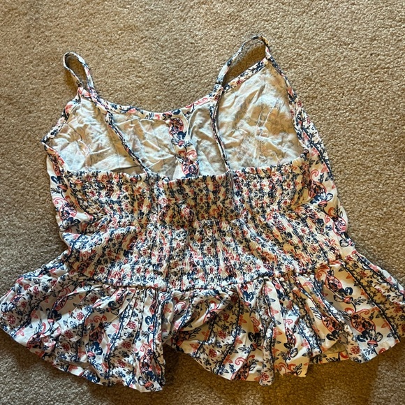 Floral Button-Down Women’s Top - Picture 3 of 3